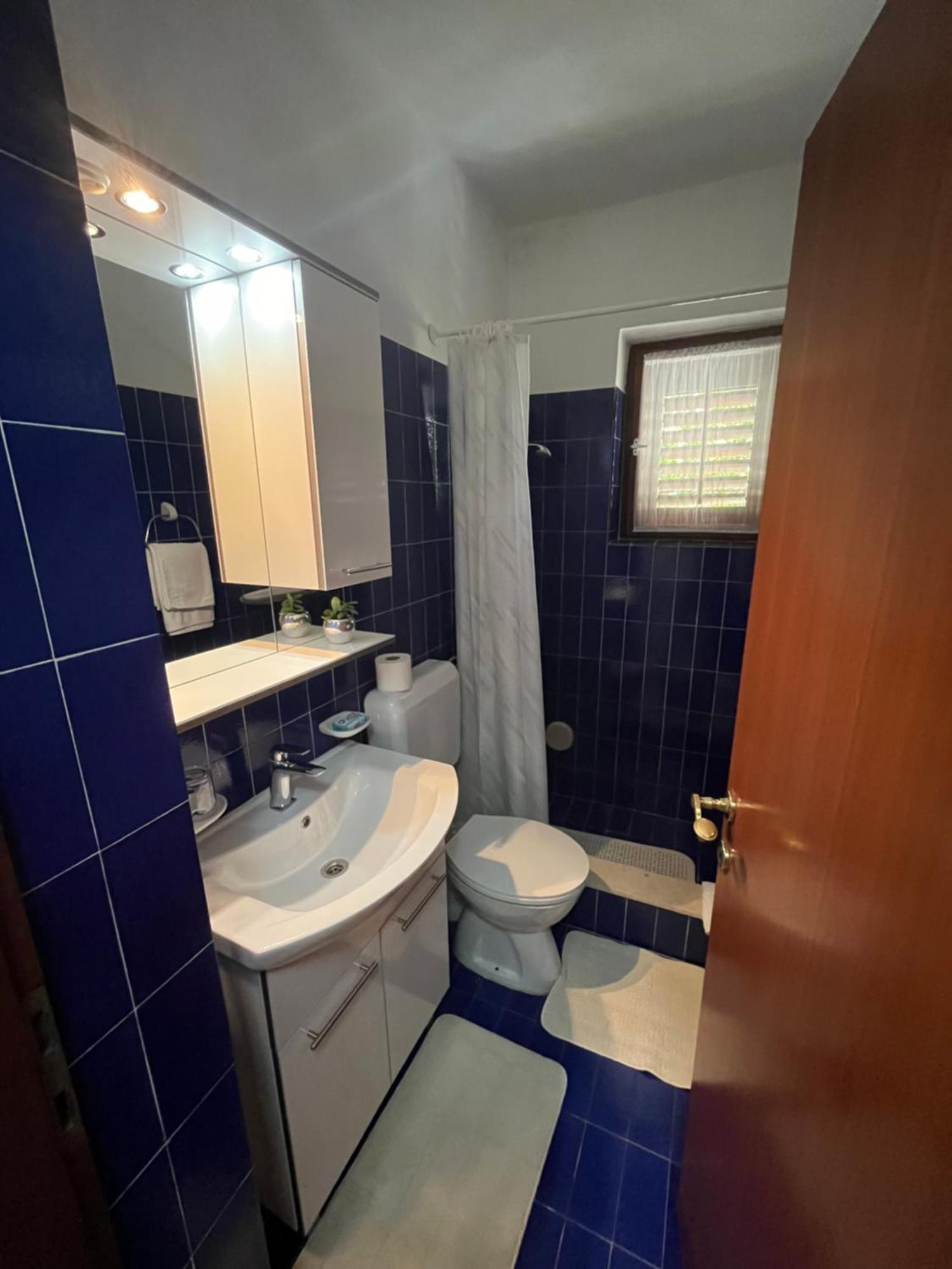 Apartman Mladenka Supetar Exteriör bild